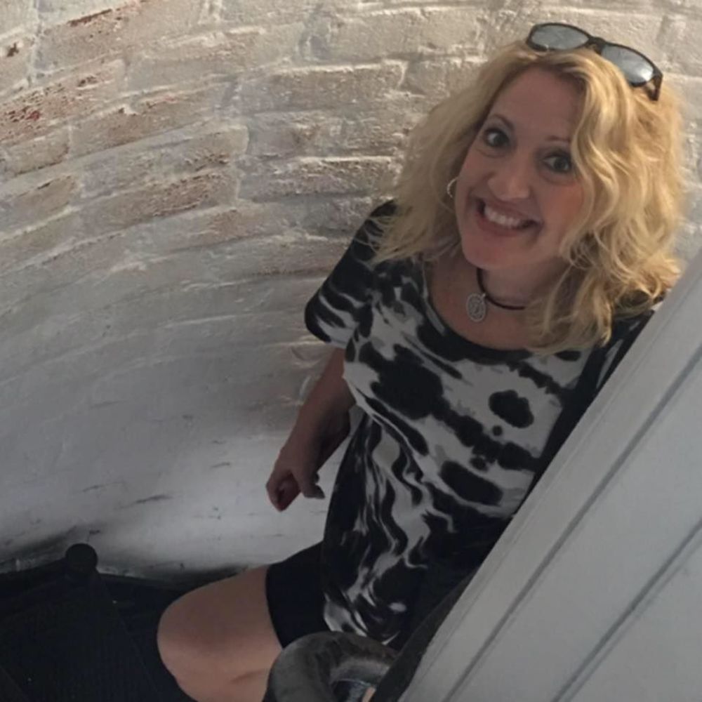 Meet your Posher, Michele